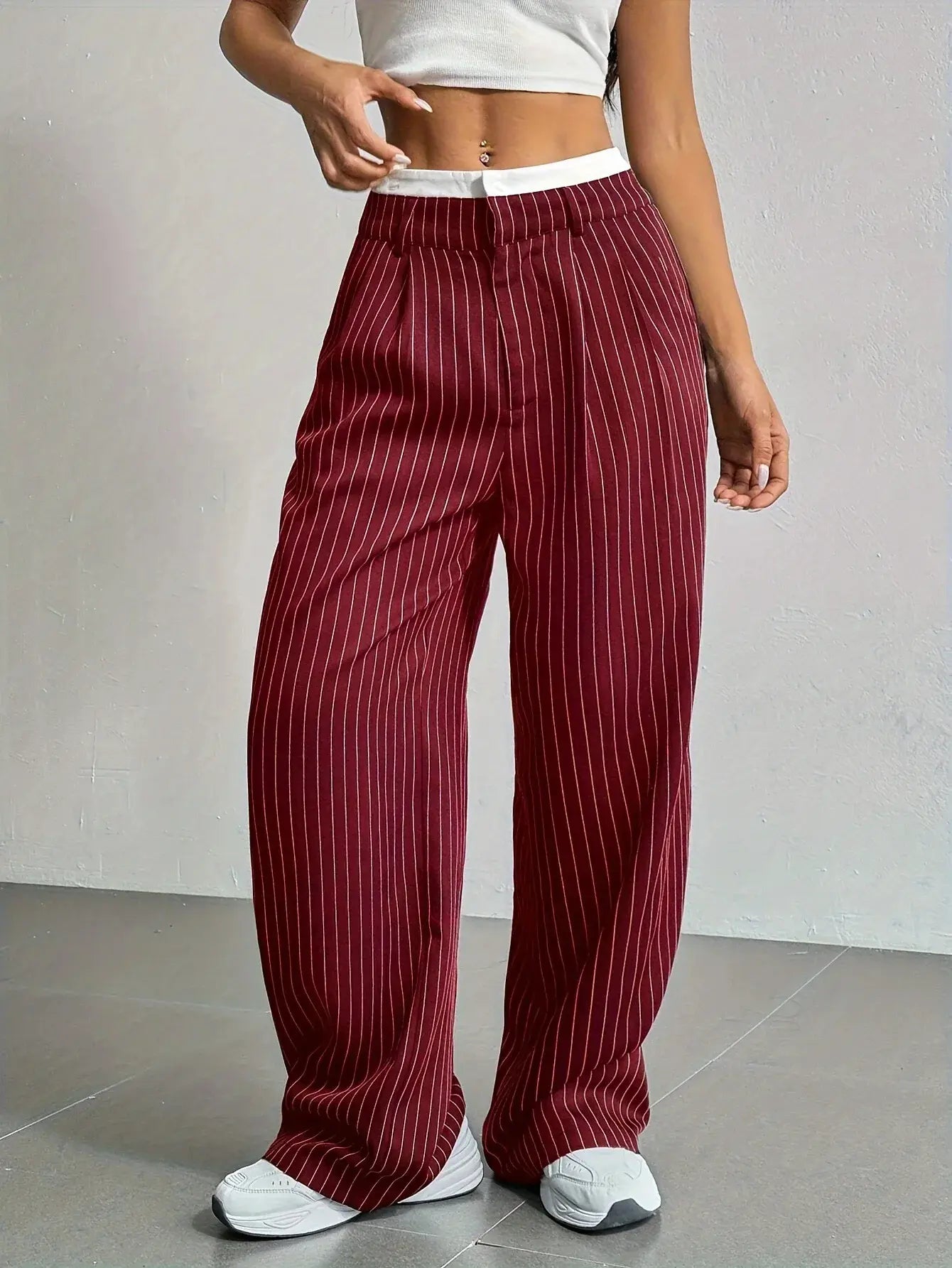 Lia | High waisted striped trousers
