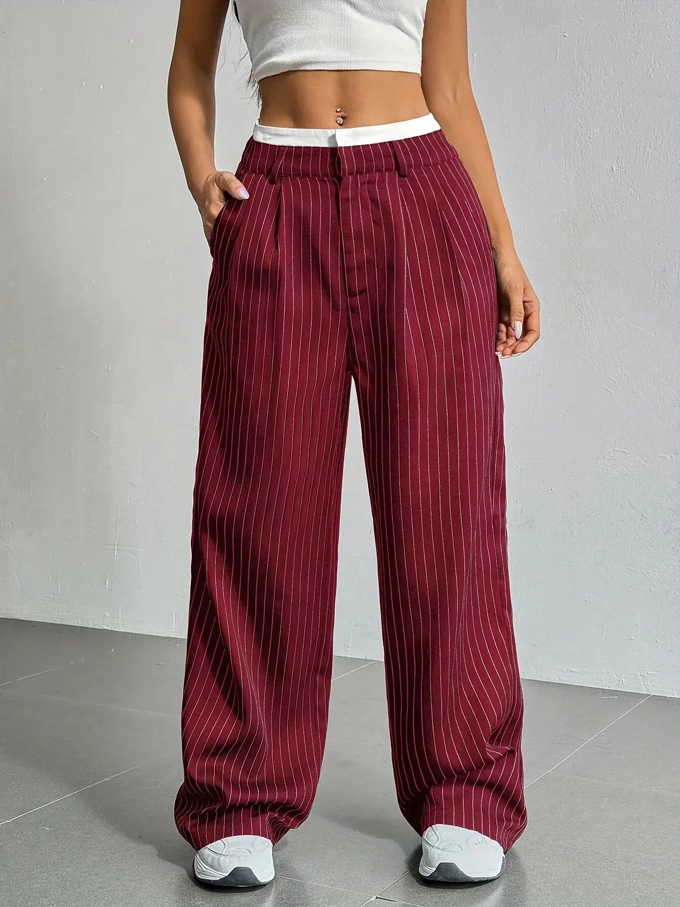 Lia | High waisted striped trousers
