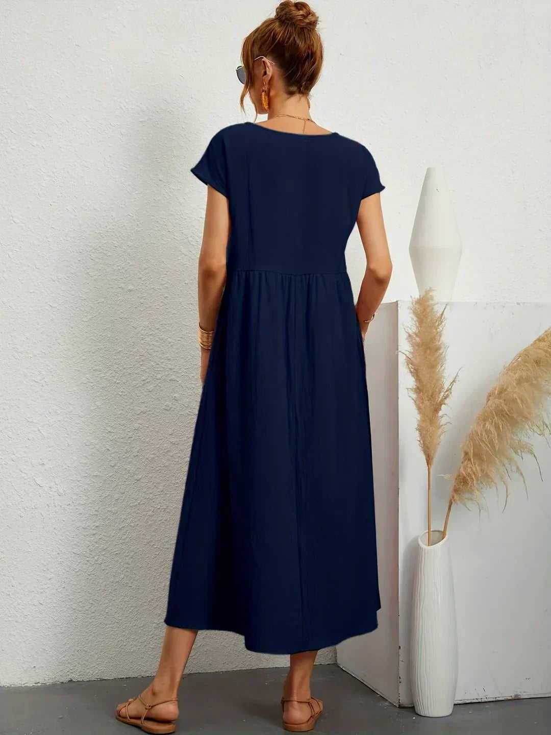 Gabriela | Flowy Midi Dress