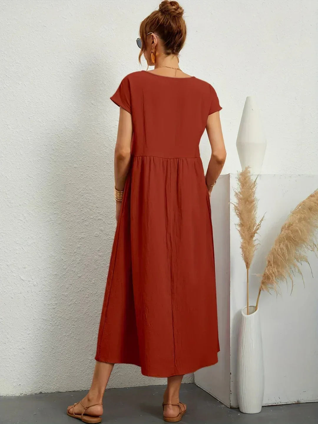 Gabriela | Flowy Midi Dress