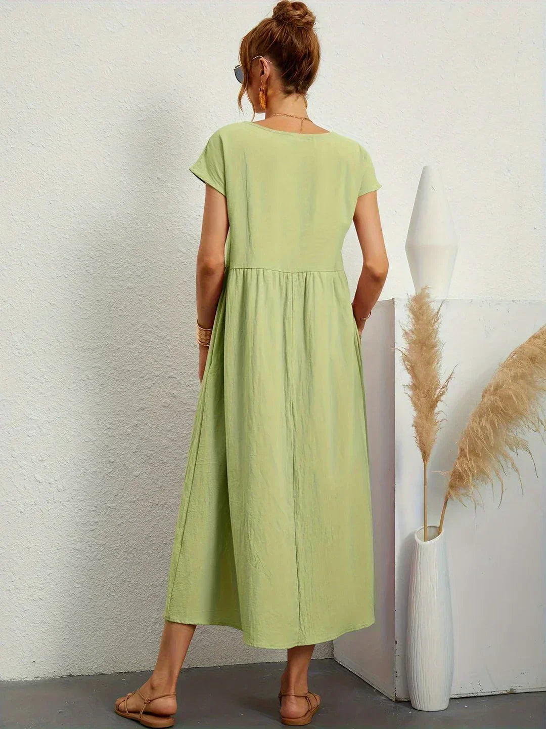 Gabriela | Flowy Midi Dress