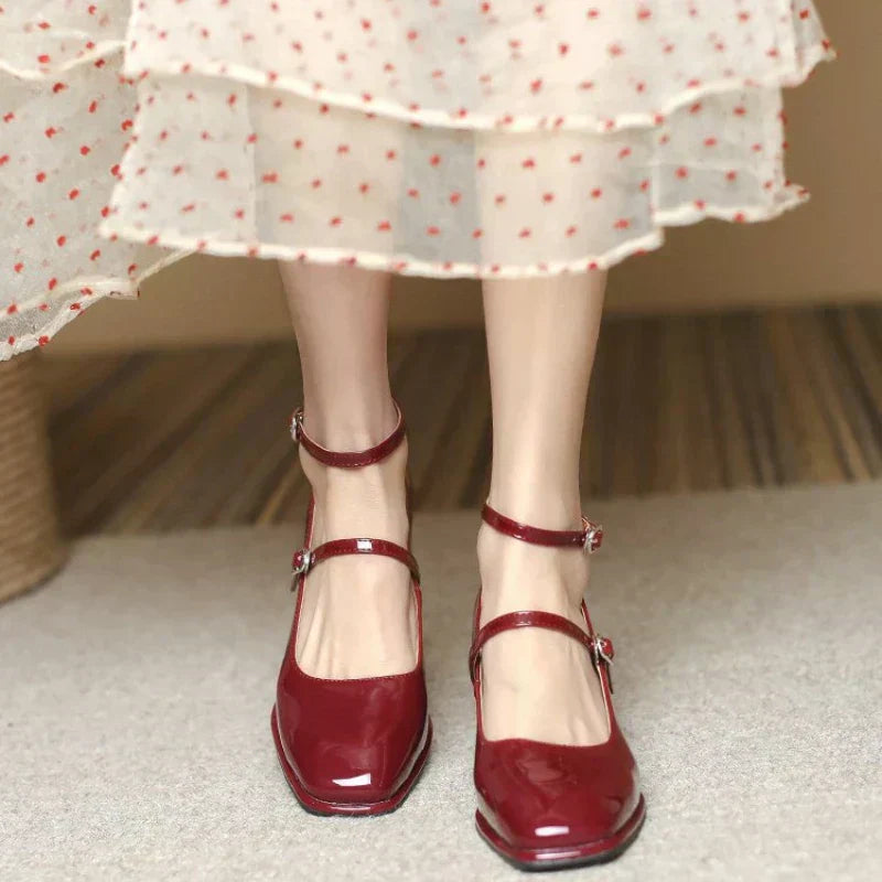 Ewa | Orthopedic ankle-strap pumps