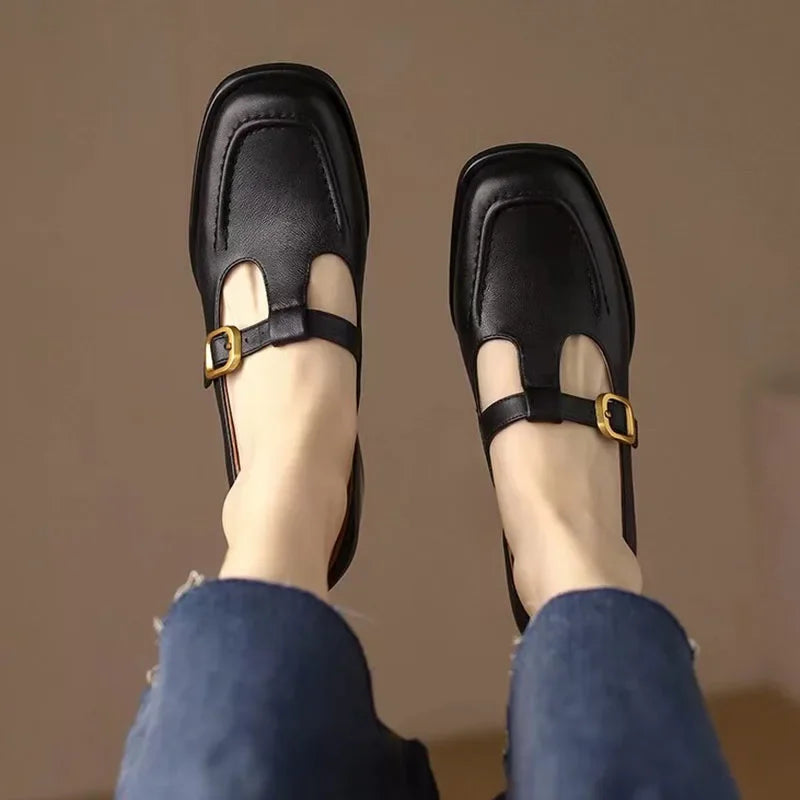 Patrycja | Ortopedyczne buty z paskiem w kształcie litery T