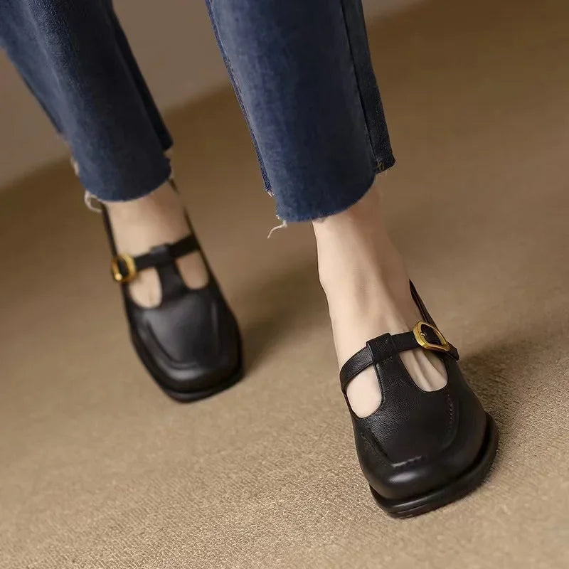 Patrycja | Ortopedyczne buty z paskiem w kształcie litery T