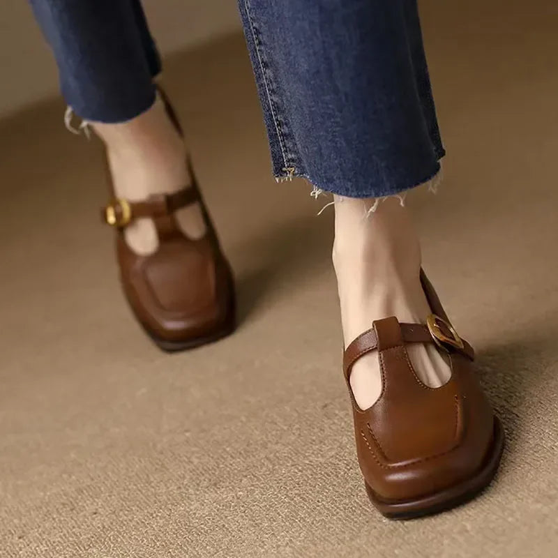 Patrycja | Ortopedyczne buty z paskiem w kształcie litery T