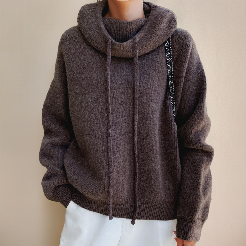 Maria | Golf-Neck Sweater