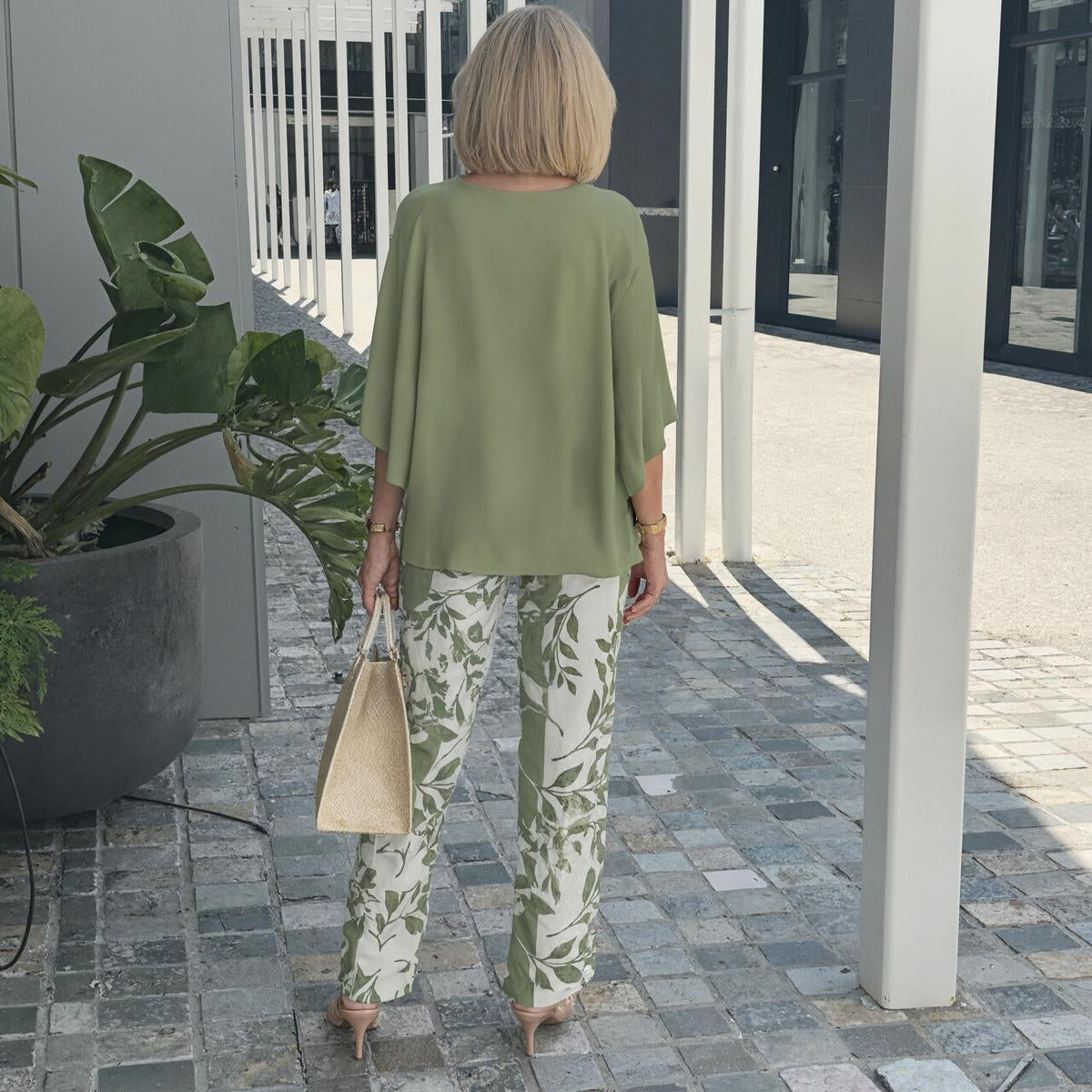 Monique | Elegancki Dwuczęściowy Komplet z Rękawami 3/4