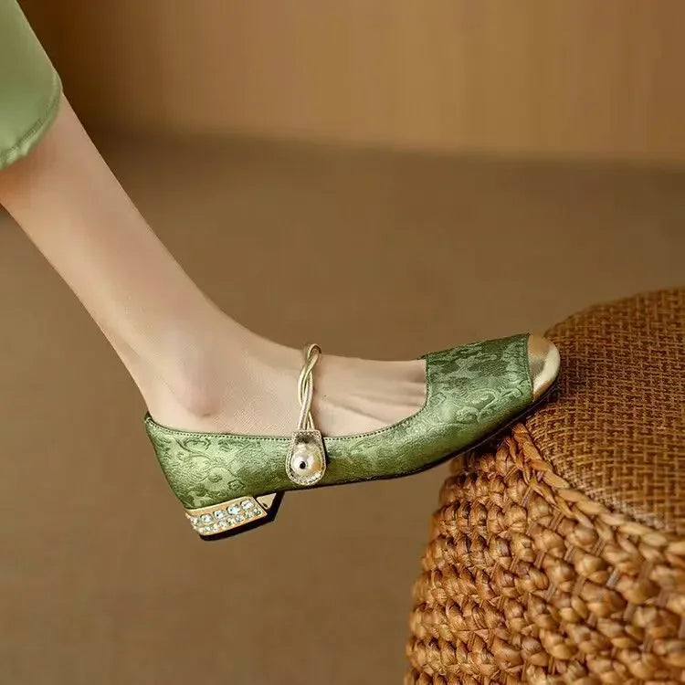 Agnieszka | Closed-toe orthopedic shoes