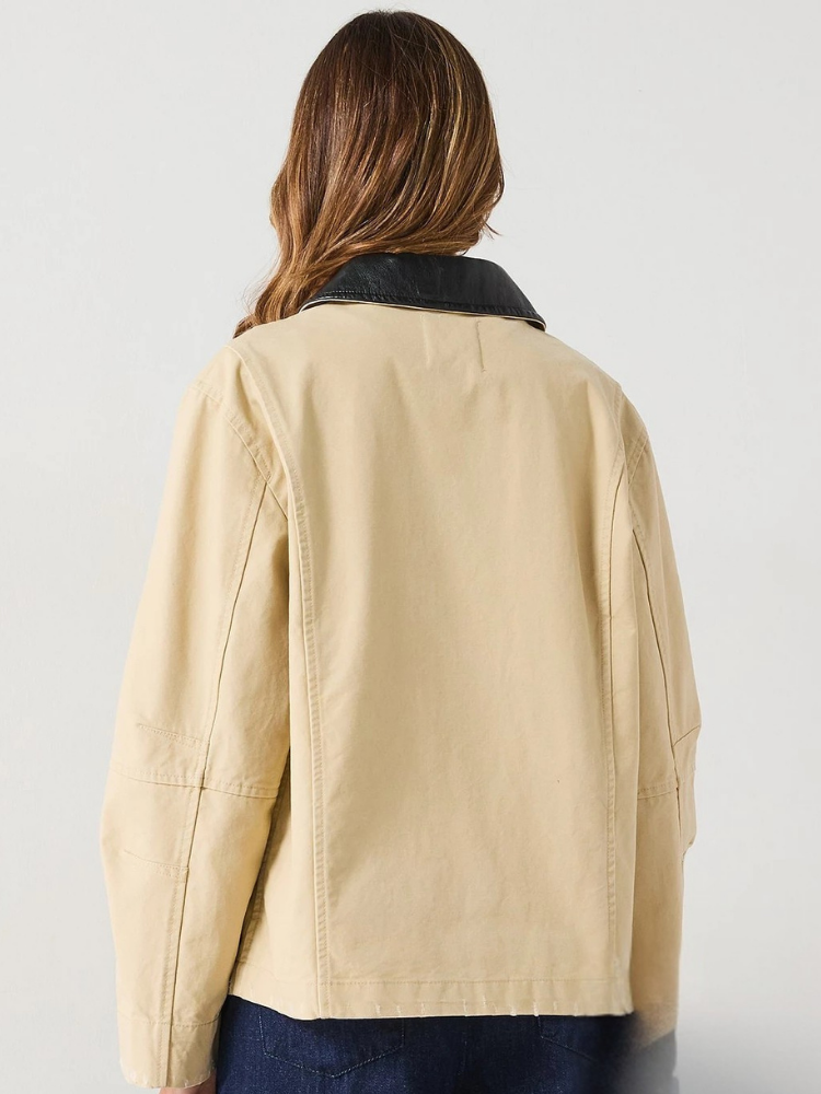 Élise Contrast Collar Shirt